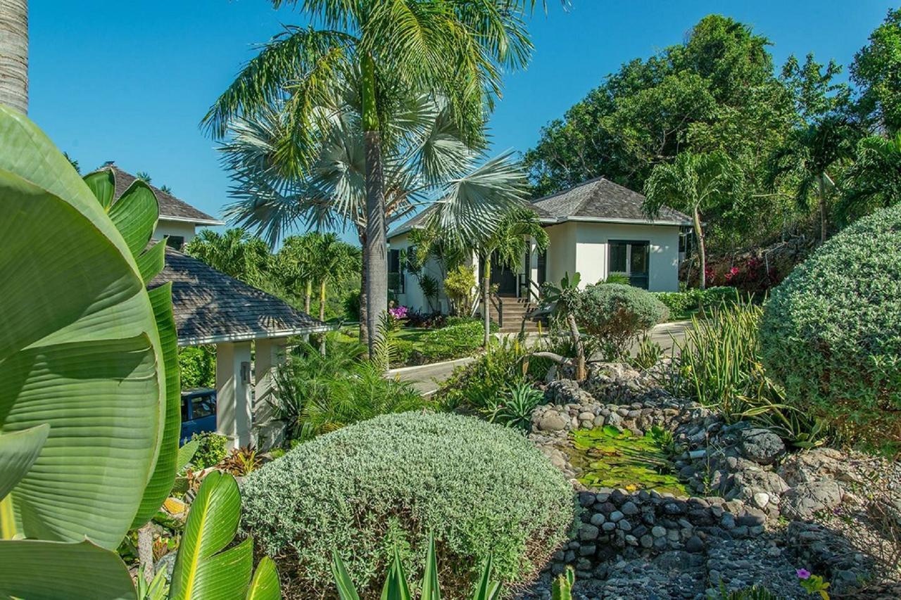 Luxury Villa Sleeps 6, Beach Access, Montego Bay Exterior photo